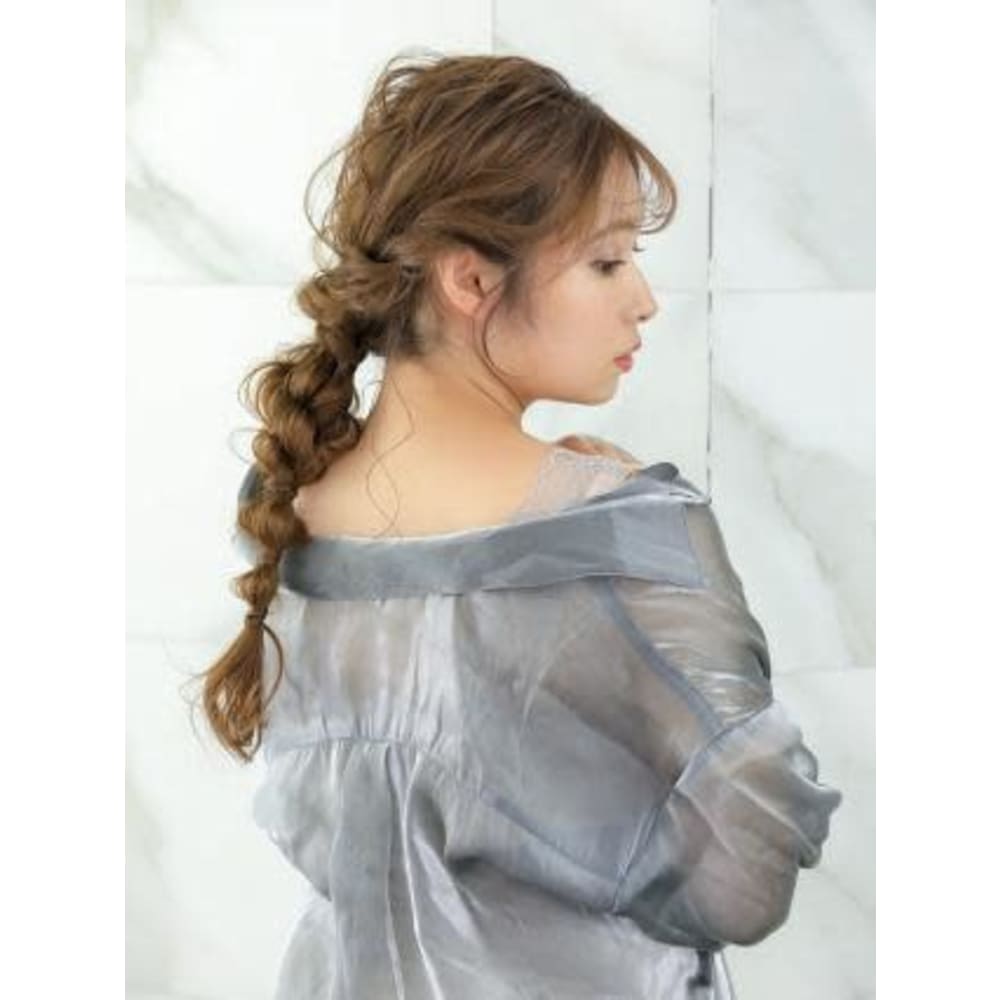 Aube Hair 編みおろしルーズヘア Aube Hair Lala 小倉店 オーブヘアララコクラテン のヘアスタイル 美容院 美容室を予約するなら楽天ビューティ