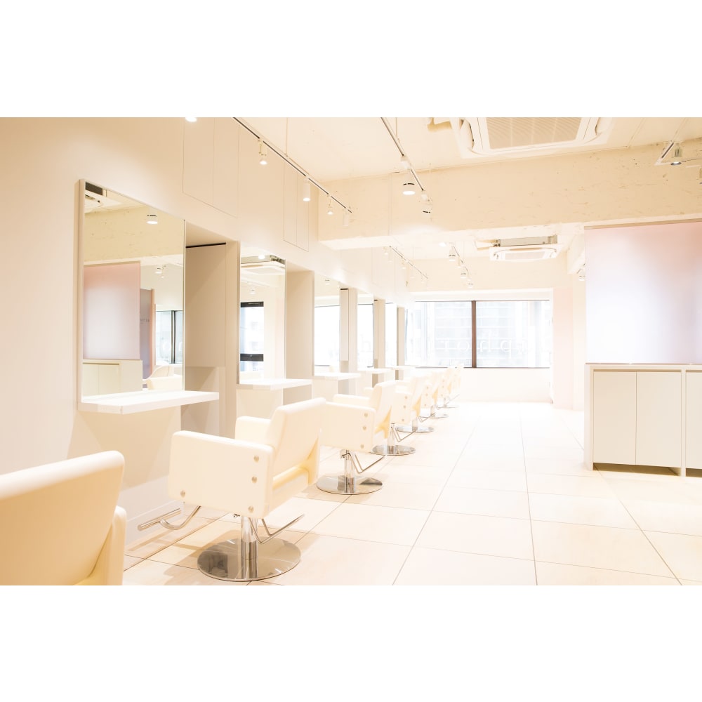 Euphoria 新宿店 ユーフォリア シンジュクテン ユーフォリア シンジュクテン の予約 サロン情報 美容院 美容室を予約 するなら楽天ビューティ