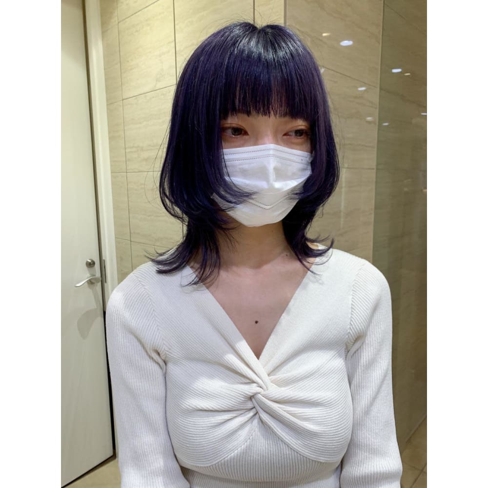 ハイトーンウルフカット 学割u24 Naomi Face 大船 フェイス オオフナ のヘアスタイル 美容院 美容室を予約するなら楽天ビューティ