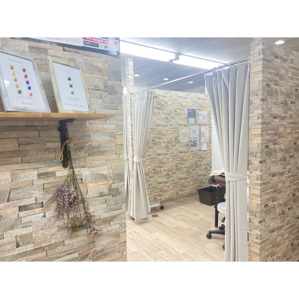 MAQUIA 広島駅前店