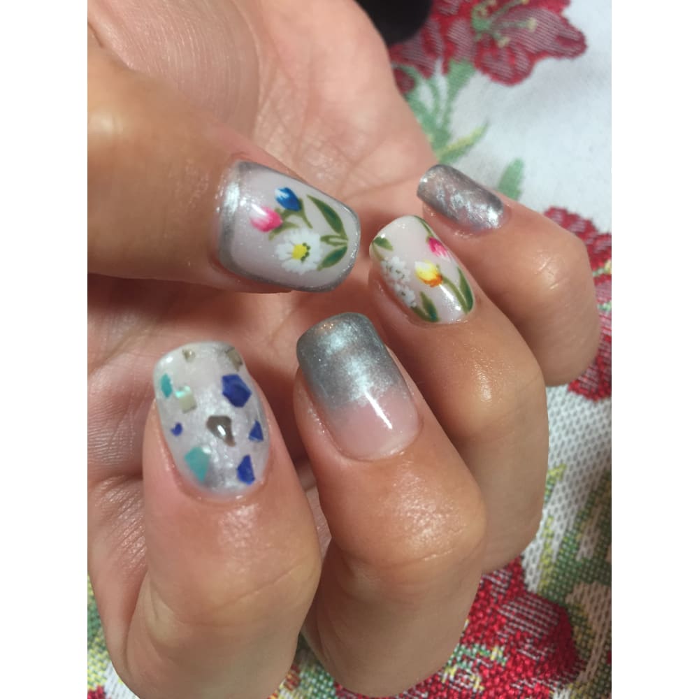 ネイルサロン＆スクール Honey 沼津店 画像