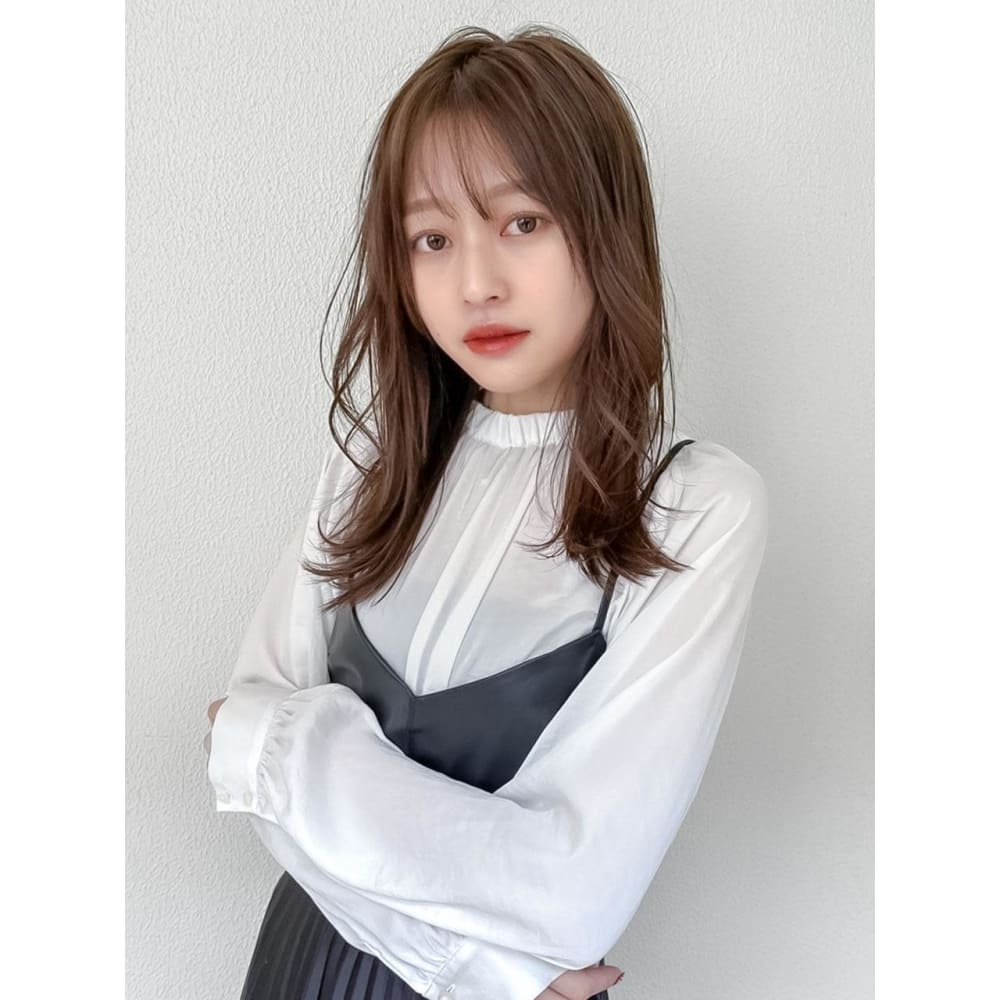 代 30代 顔周りレイヤー Aube Hair Unli 梅田店 オーブヘアアンリ ウメダテン のヘアスタイル 美容院 美容室を予約するなら楽天ビューティ 代 30代 顔周りレイヤー Aube Hair Unli 梅田店 オーブヘアアンリ ウメダテン のヘアスタイル 美容院 美容室を予約するなら楽天ビューティ
