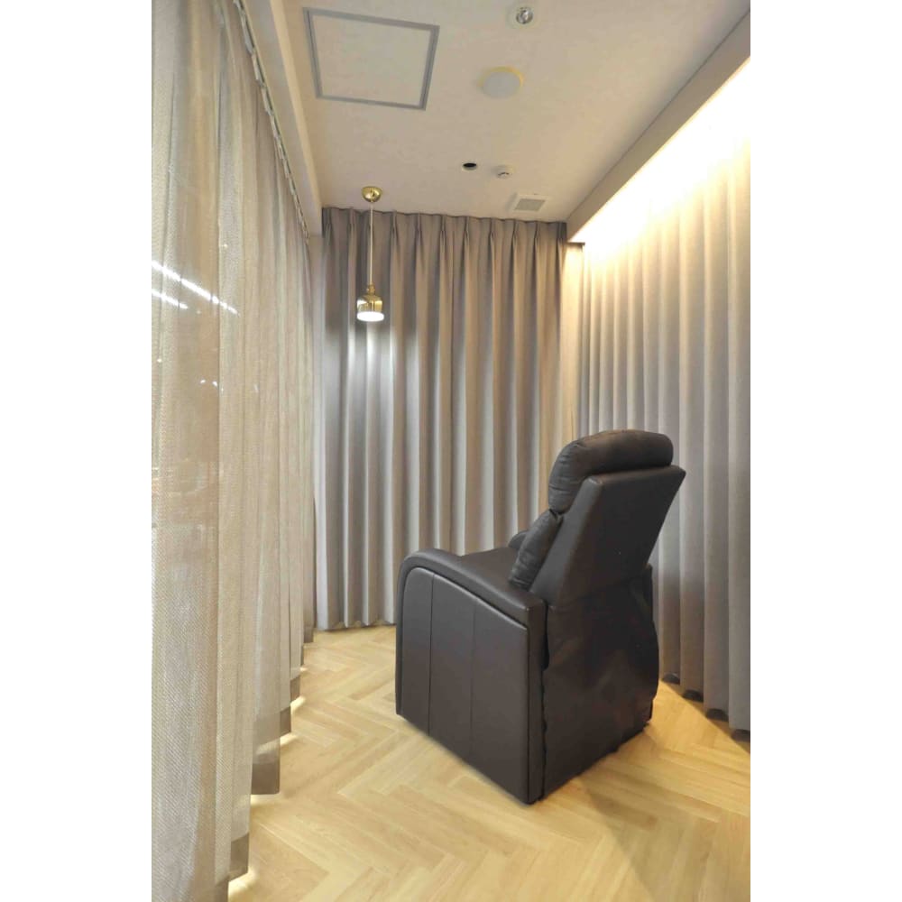 LASH&BROW PORTE269 心斎橋店