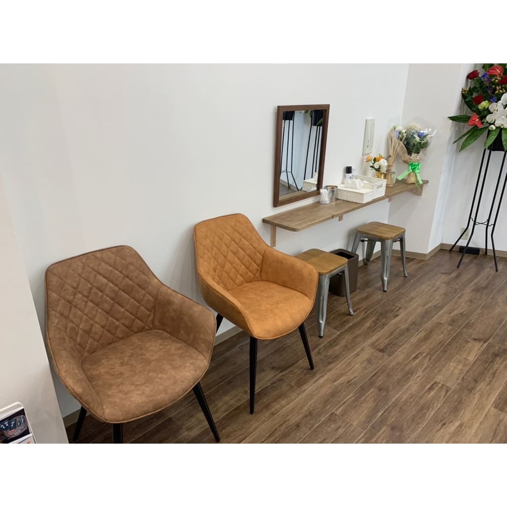 アイブロウサロン WHITE EYE 西宮北口 眉毛専門店 画像2