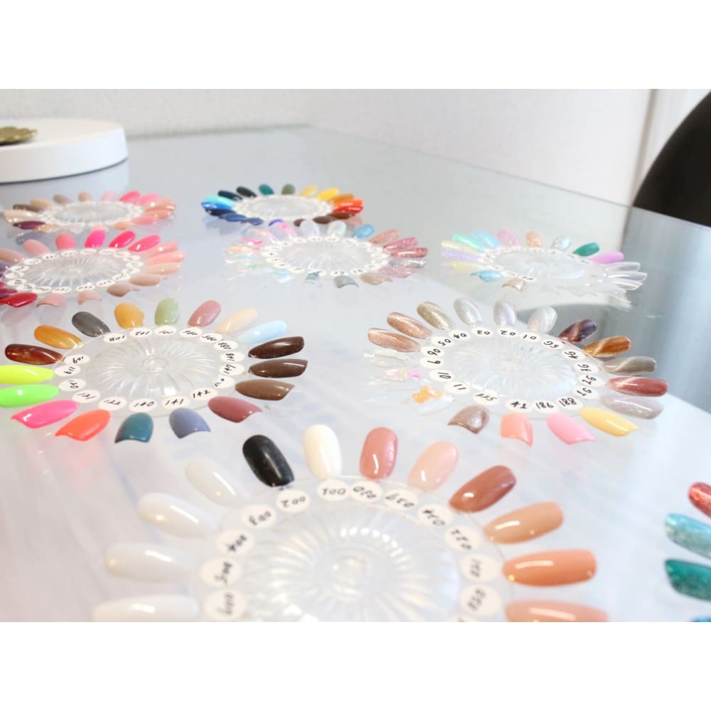 Nail salon CREST 画像