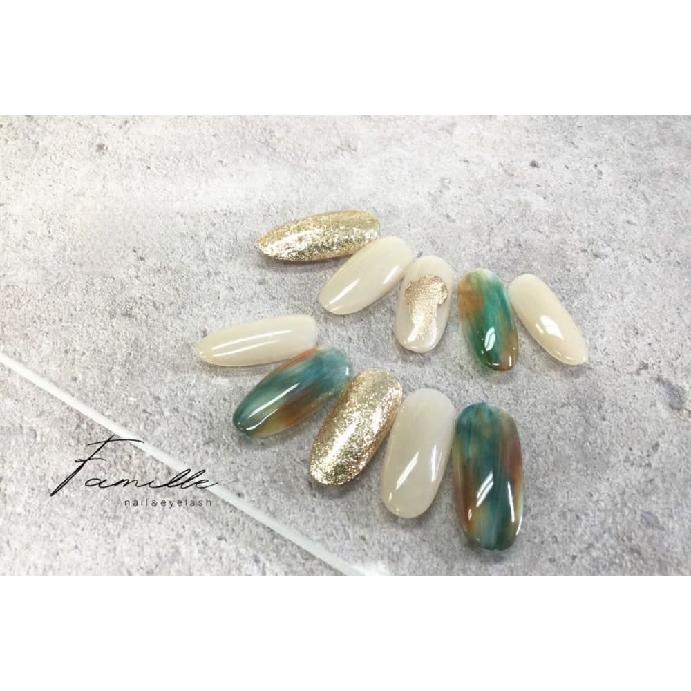 nail & eyelash Famille 池袋東口店 画像