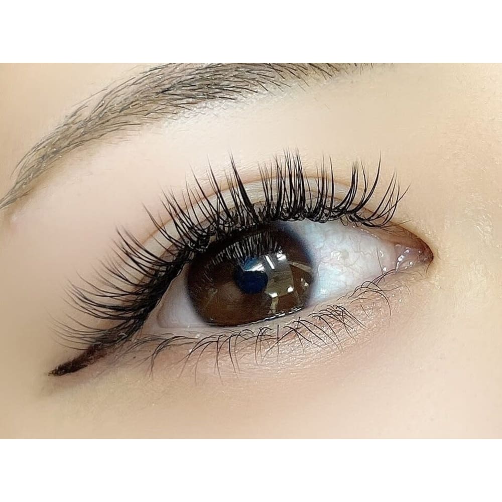 ミニョン アイラッシュデザインサロン金剛店