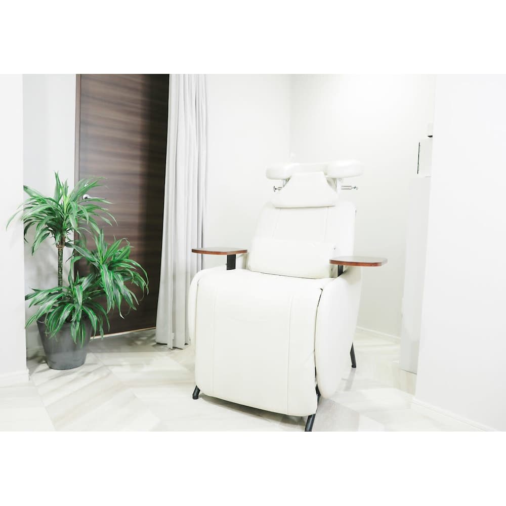 arte 名古屋【アルテ】 ―まつげパーマ・マツエク・ヒト幹細胞フェイシャルエステ―