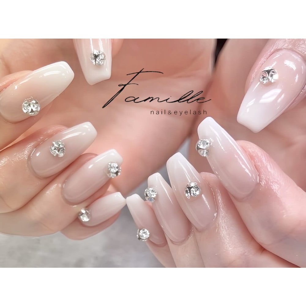 nail & eyelash Famille 新宿西口店 画像