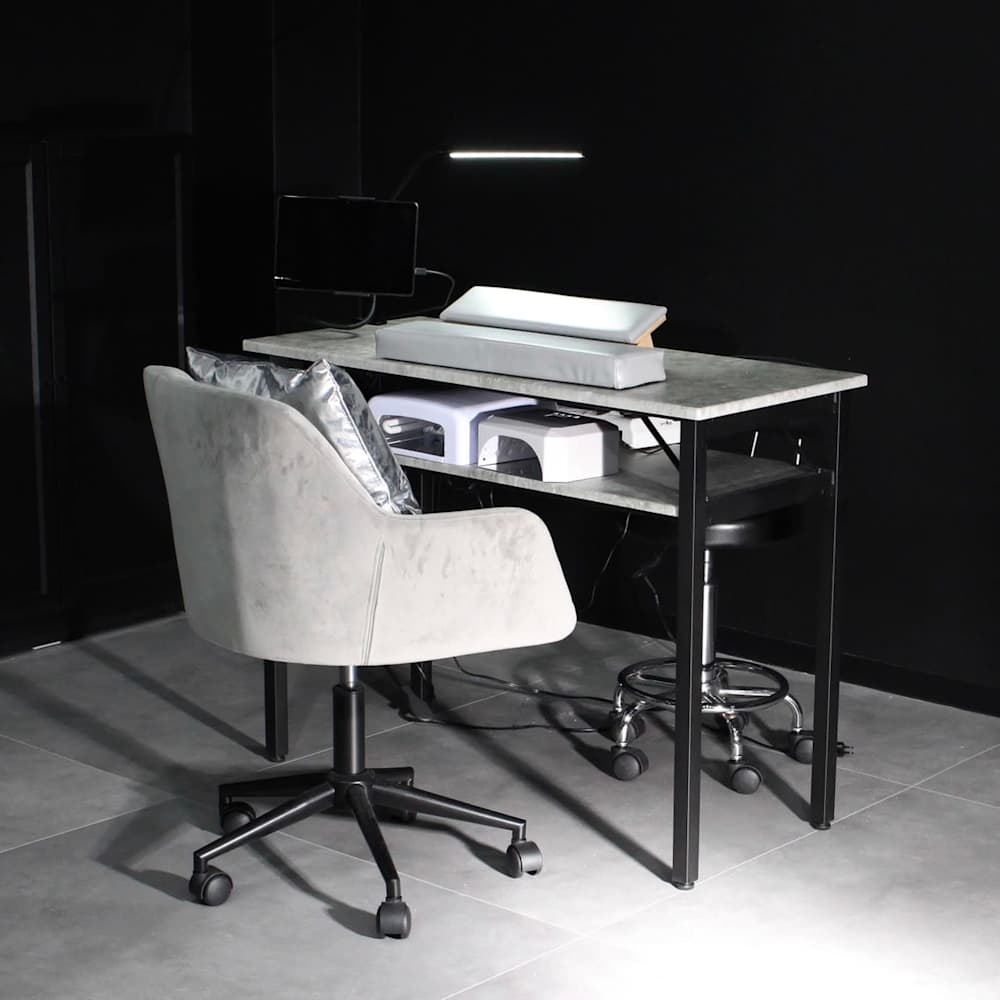 ネイルサロンCleo名駅店 画像