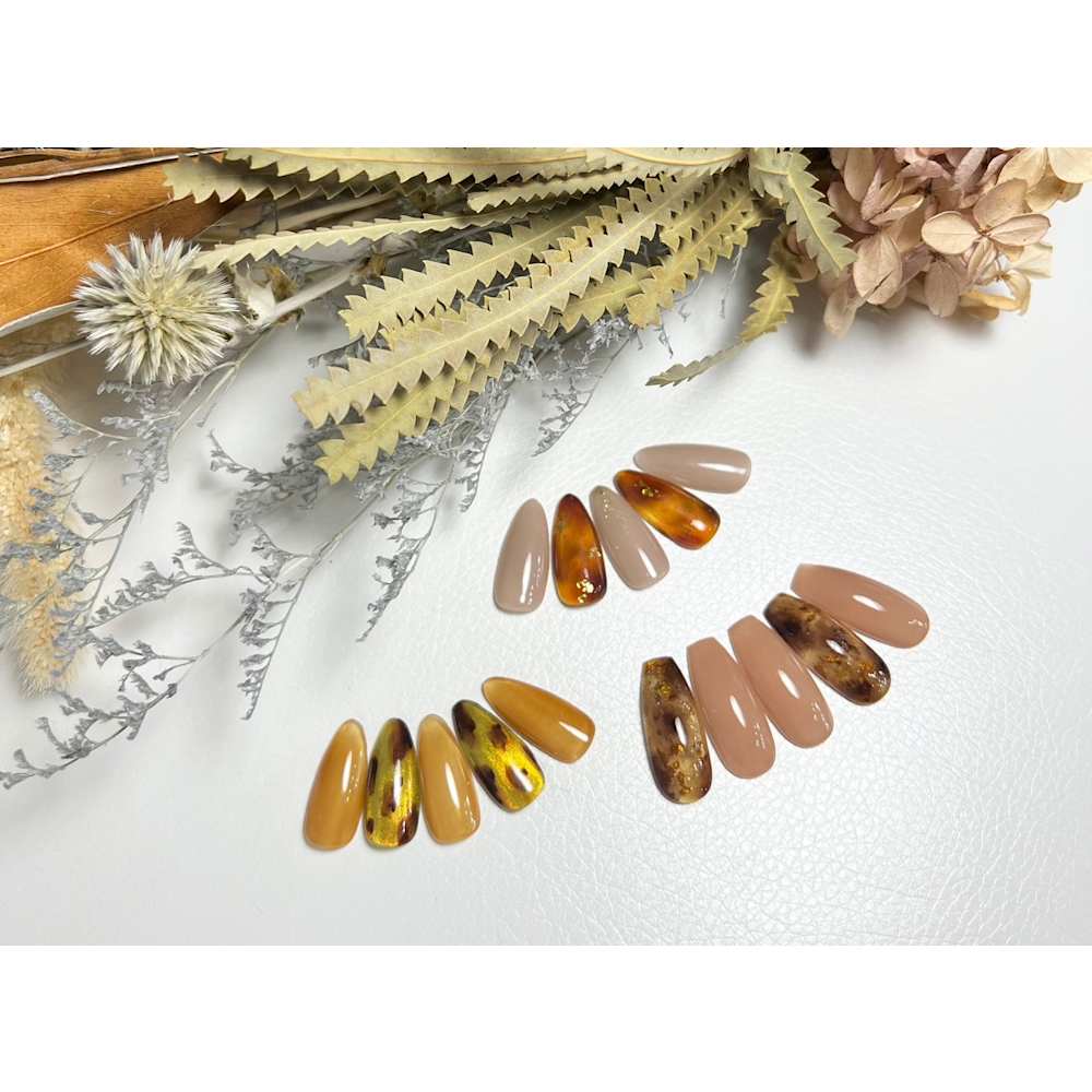 Spell on nails 画像