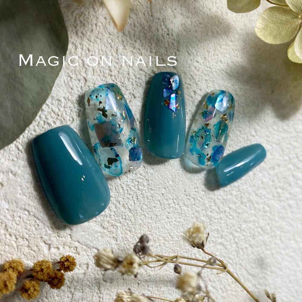 Spell on nails 画像