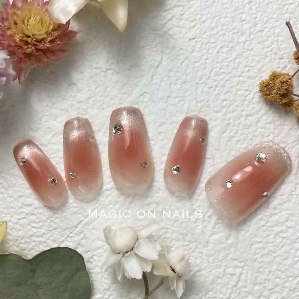 Spell on nails 画像