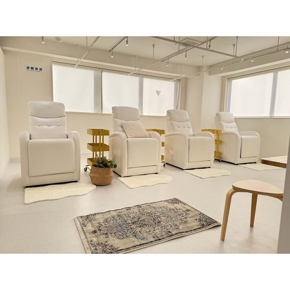 ネイルサロン Zina nail 船橋北口【パラジェル/フィルイン導入】 画像