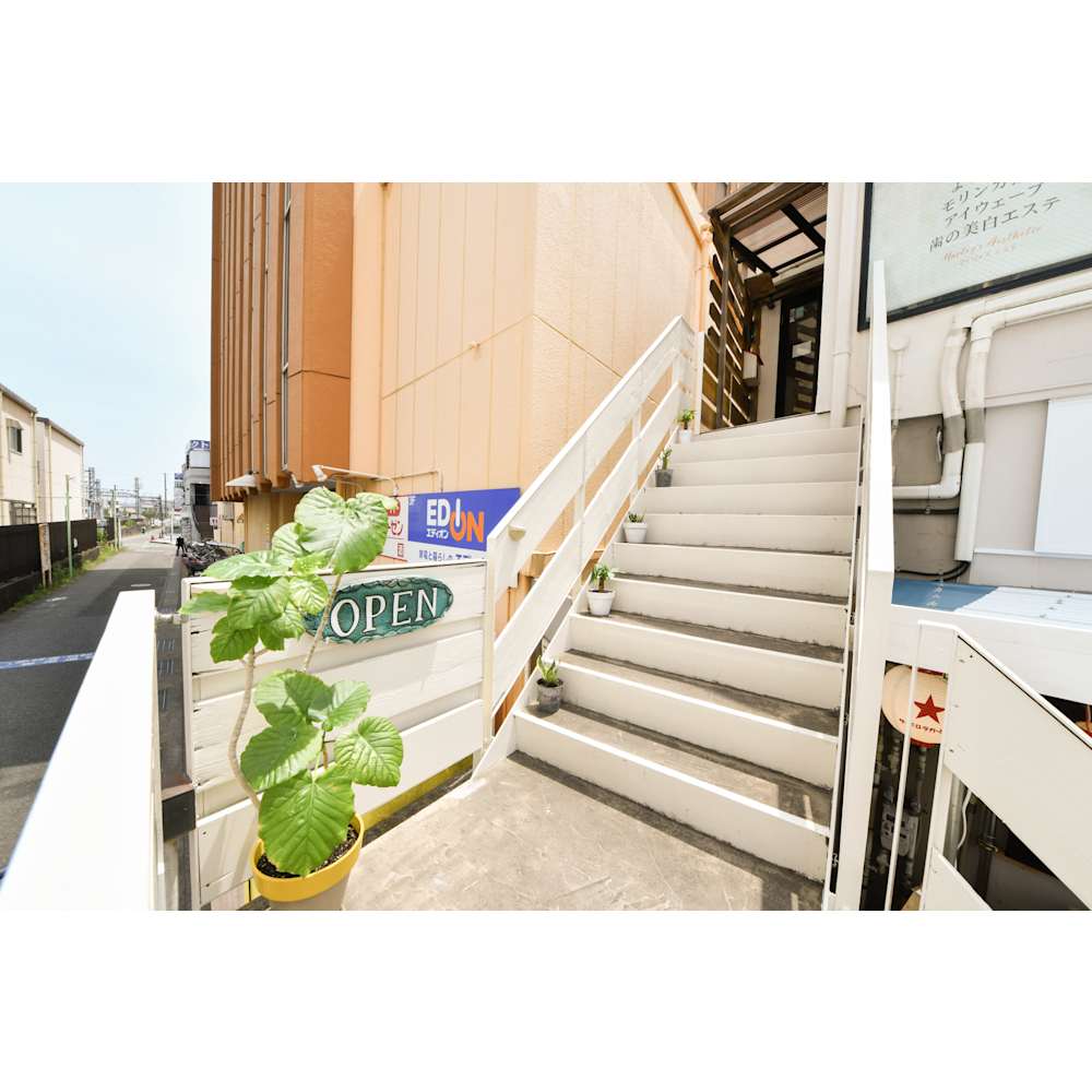 眉毛アイブロウ まつげパーマMarleysAesthetic伊勢原駅前店 画像1