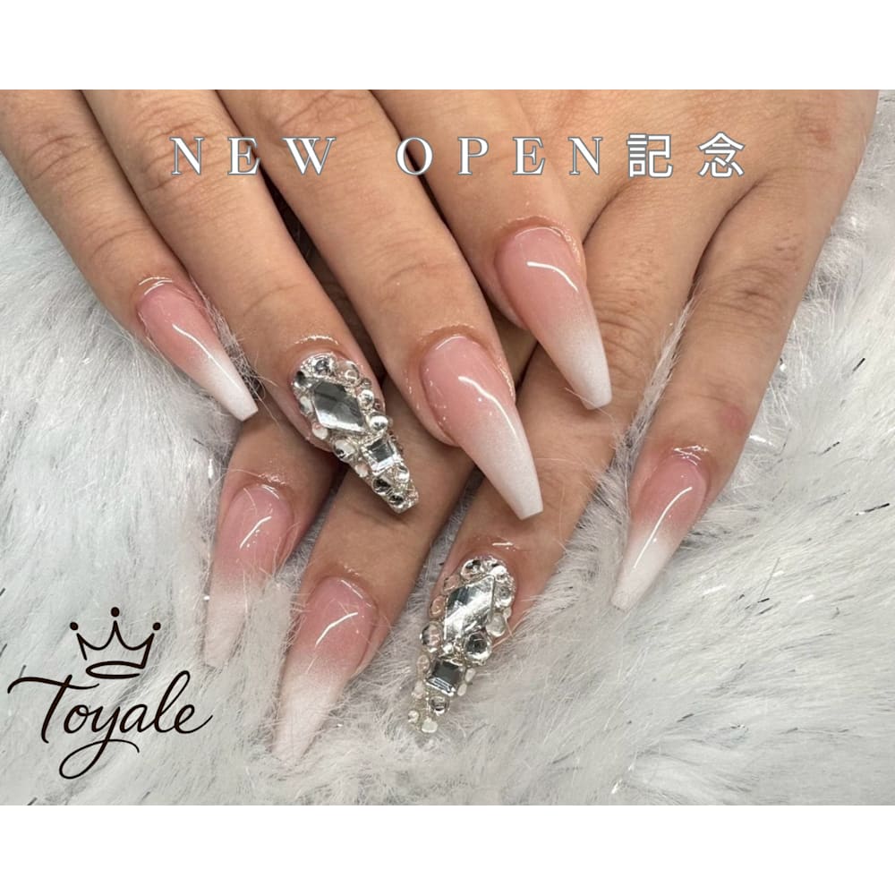 Toyale 三宮元町 [パラジェル/フィルイン/マグネット/ジェルネイル] 画像