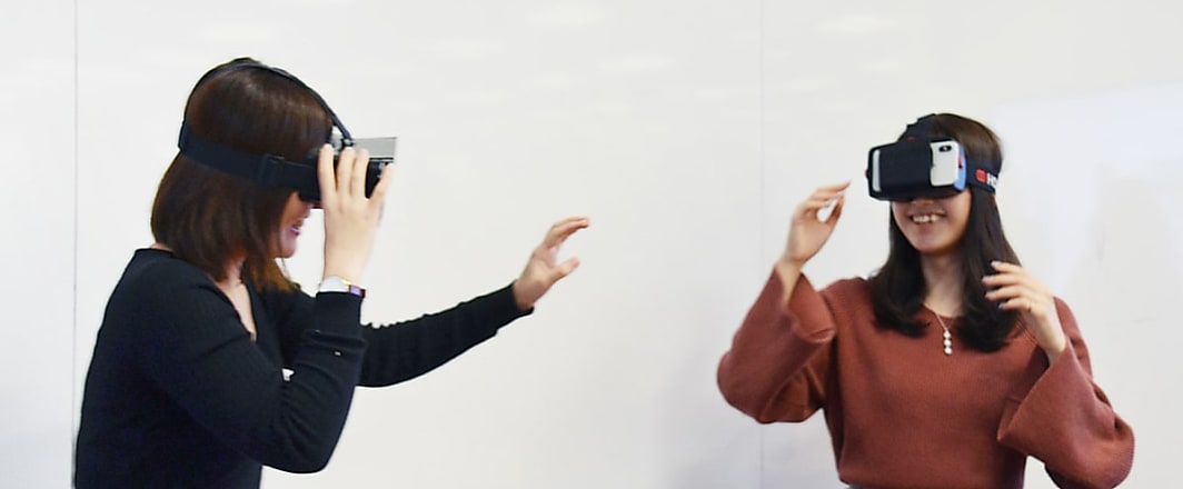 おしゃれな空間をVRで「没入感あふれるサロン新体験」