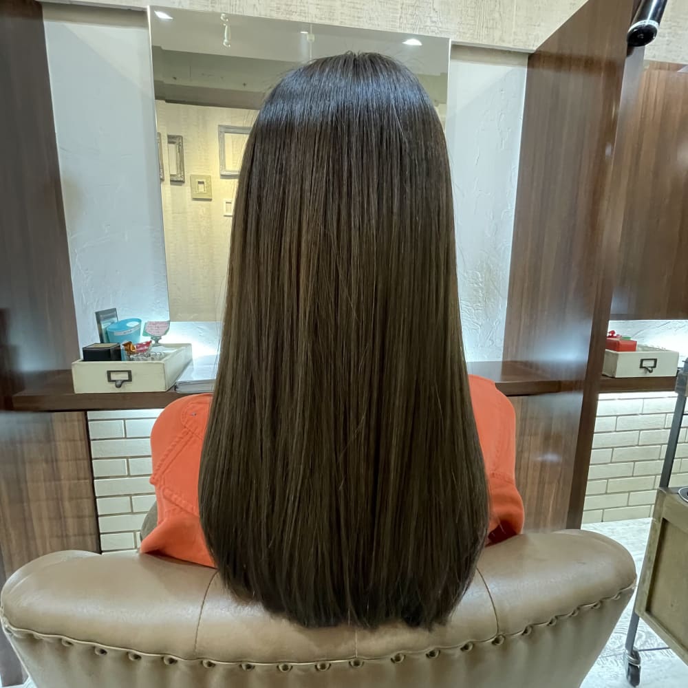 女性 ロングヘア