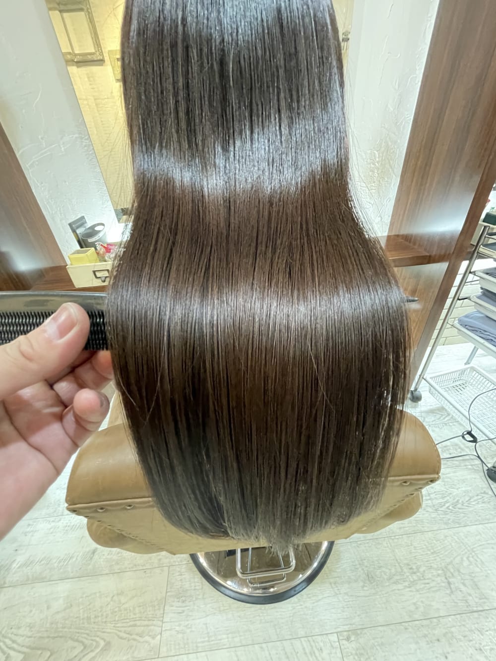 女性 ロングヘア