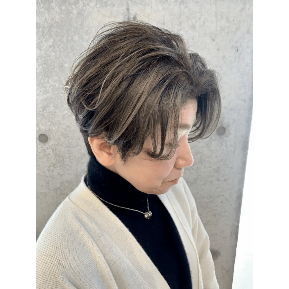 女性 横向き