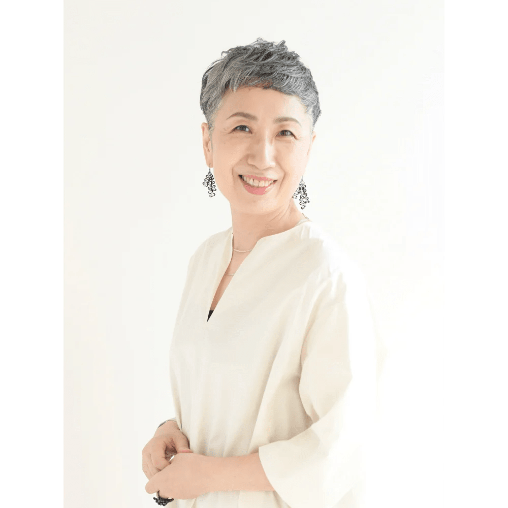 女性 笑顔