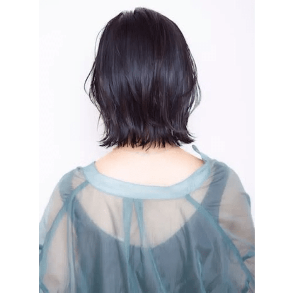 女性 背中