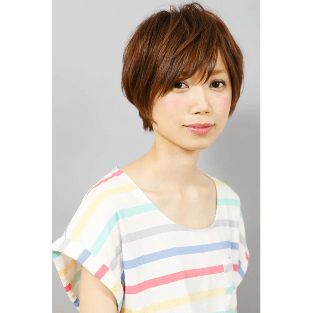 女性 アッシュ