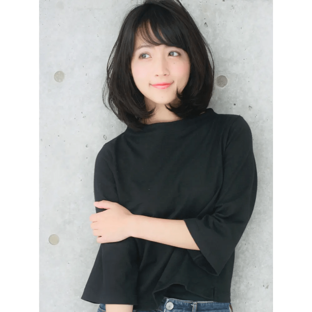 女性 暗髪