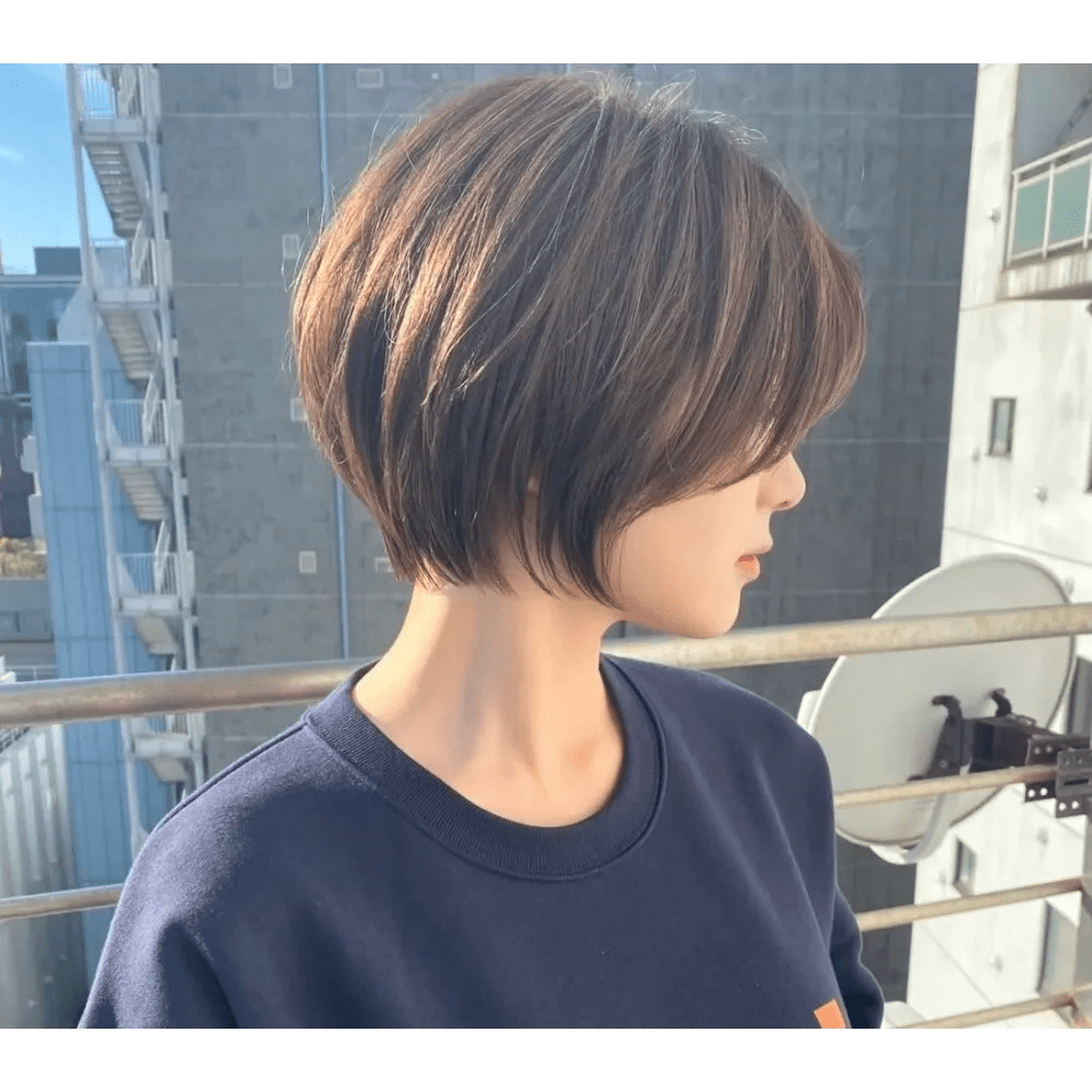 女性 ナチュラルショート