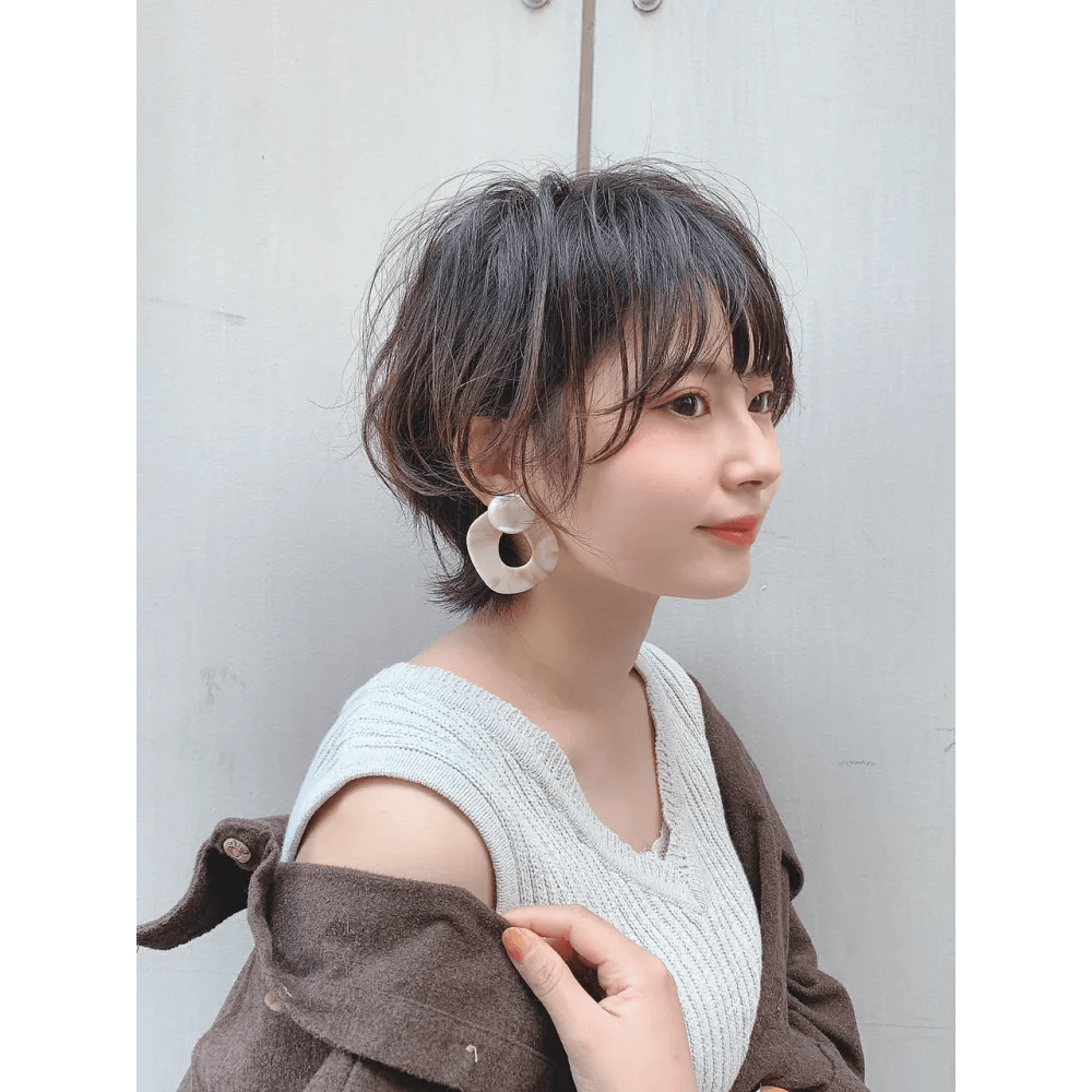 女性 ふんわりレイヤー