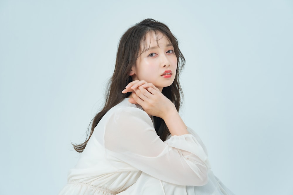 ロングヘア・ニュアンスパーマの女性