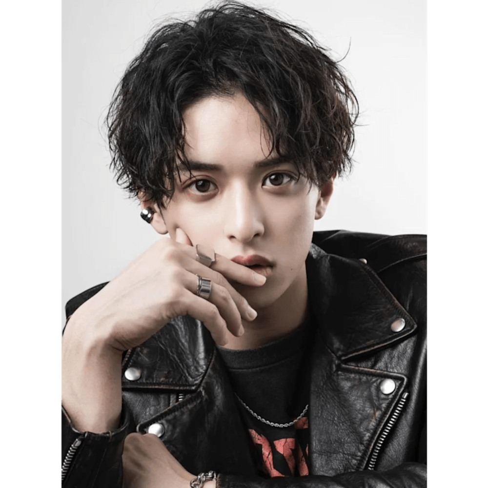 メンズパーマを10種類大紹介！最新ヘアカタログ付き