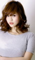 自由奔放に揺れるカールはラフセクシー