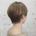 骨格補正！後ろ姿が綺麗なショートスタイル♪