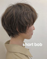 【あべ】ゆるふわショートボブ