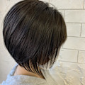 グレーアッシュ　ショートボブ