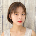 大人可愛い耳掛け前下がりショートボブ 大人可愛い耳掛け前下がりショートボブ