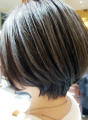 20代30代40代グレージュ前下がりショートボブ