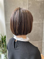 パツっとボブスタイル