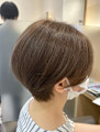 頭の形がキレイに見えるショート