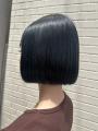 ブルーブラック　切りっぱなしボブ