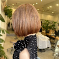 《イーズ鎌倉》ころんとした丸みの可愛いマロンベージュボブ