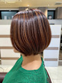 太めハイライトボブ