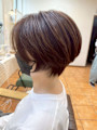 丸みのあるくびれショートヘア【奈良・生駒ナオシ】