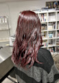 ブリーチ無しレッドカラー/レイヤー/巻き髪/艶感カラー