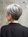 グレイヘアボブスタイル