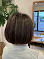 ショートボブ。ほんのり重めに落ち着きのあるボブスタイルです。