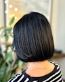 艶感コンパクトボブ