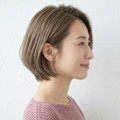 【360度美人】ツヤ感ミルクティーグレージュのまとまりボブ