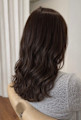 透け感ブラウン×ゆるウェーブミディ